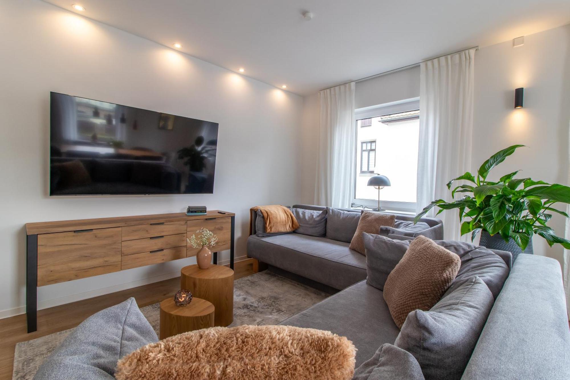 Stilvolles City-Apartment I Netflix I Wlan L Stellplatz I Zentral Schwarzenberg  Zewnętrze zdjęcie