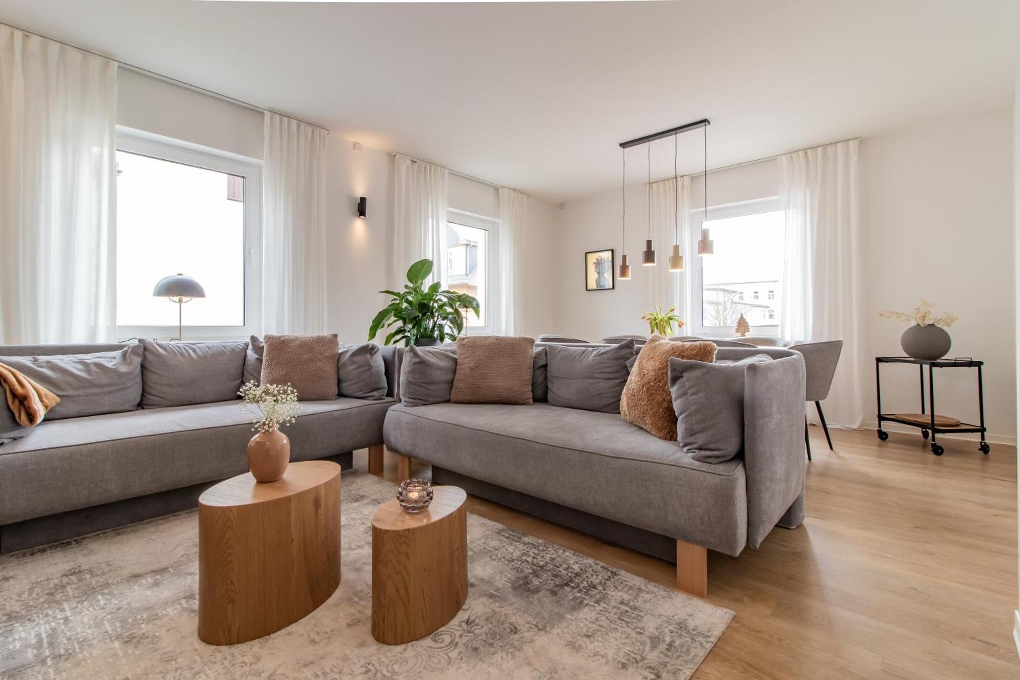 Stilvolles City-Apartment I Netflix I Wlan L Stellplatz I Zentral Schwarzenberg  Zewnętrze zdjęcie