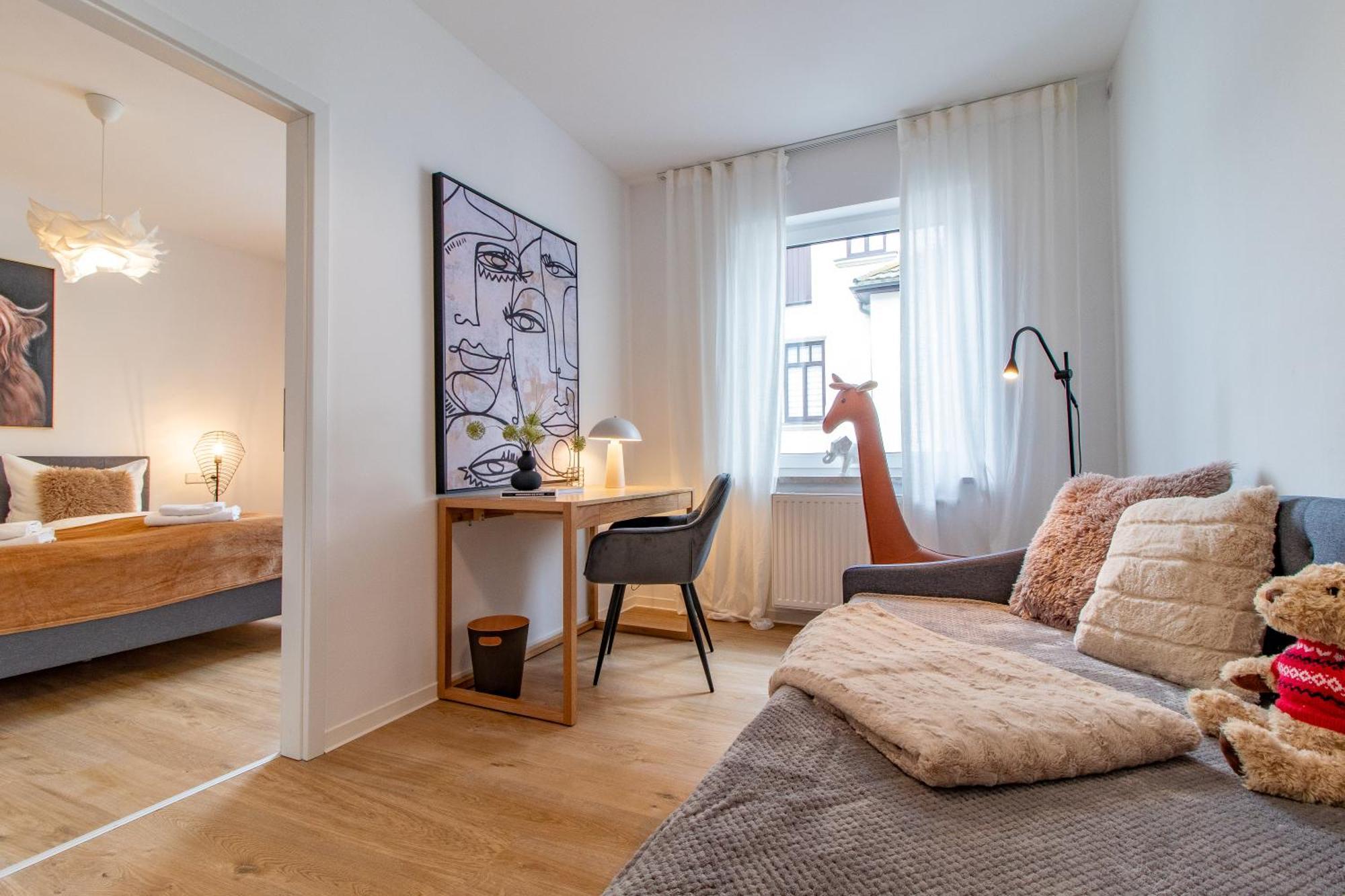 Stilvolles City-Apartment I Netflix I Wlan L Stellplatz I Zentral Schwarzenberg  Zewnętrze zdjęcie