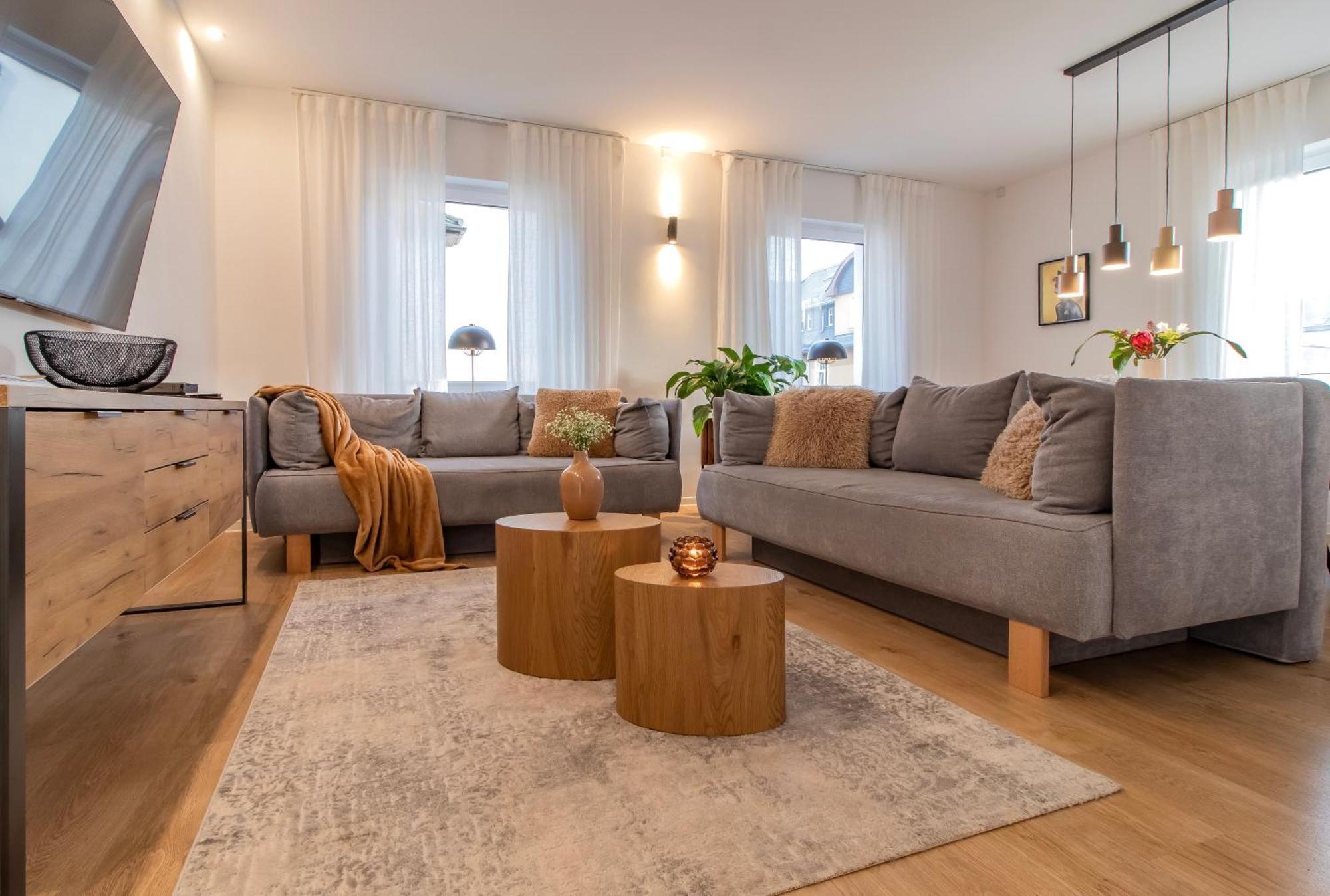 Stilvolles City-Apartment I Netflix I Wlan L Stellplatz I Zentral Schwarzenberg  Zewnętrze zdjęcie