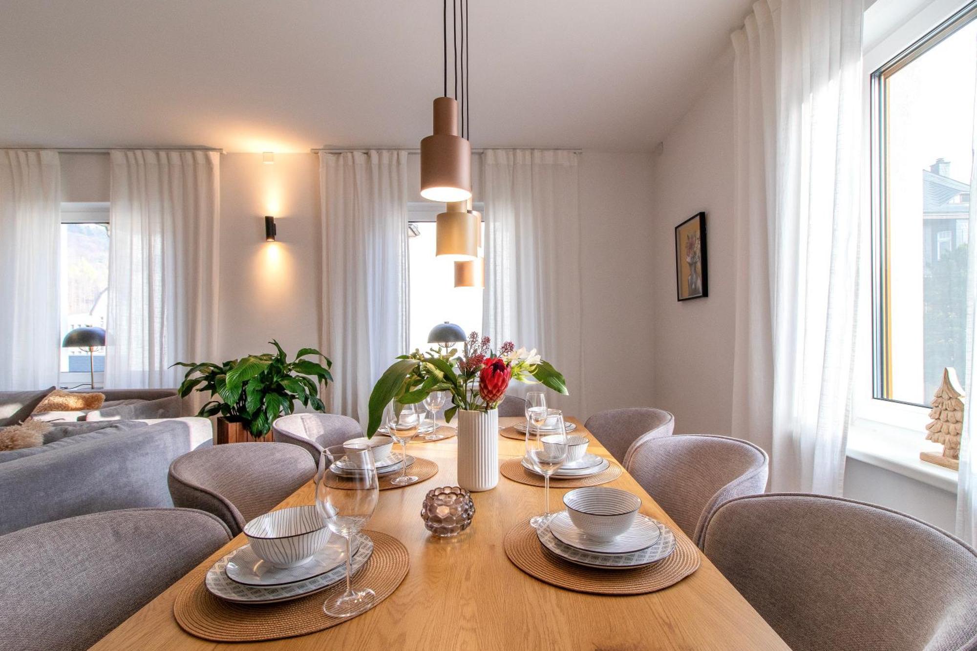 Stilvolles City-Apartment I Netflix I Wlan L Stellplatz I Zentral Schwarzenberg  Zewnętrze zdjęcie
