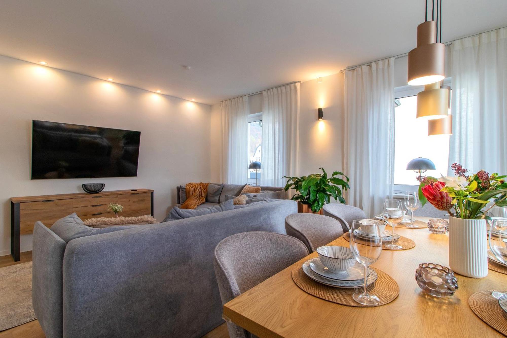 Stilvolles City-Apartment I Netflix I Wlan L Stellplatz I Zentral Schwarzenberg  Zewnętrze zdjęcie